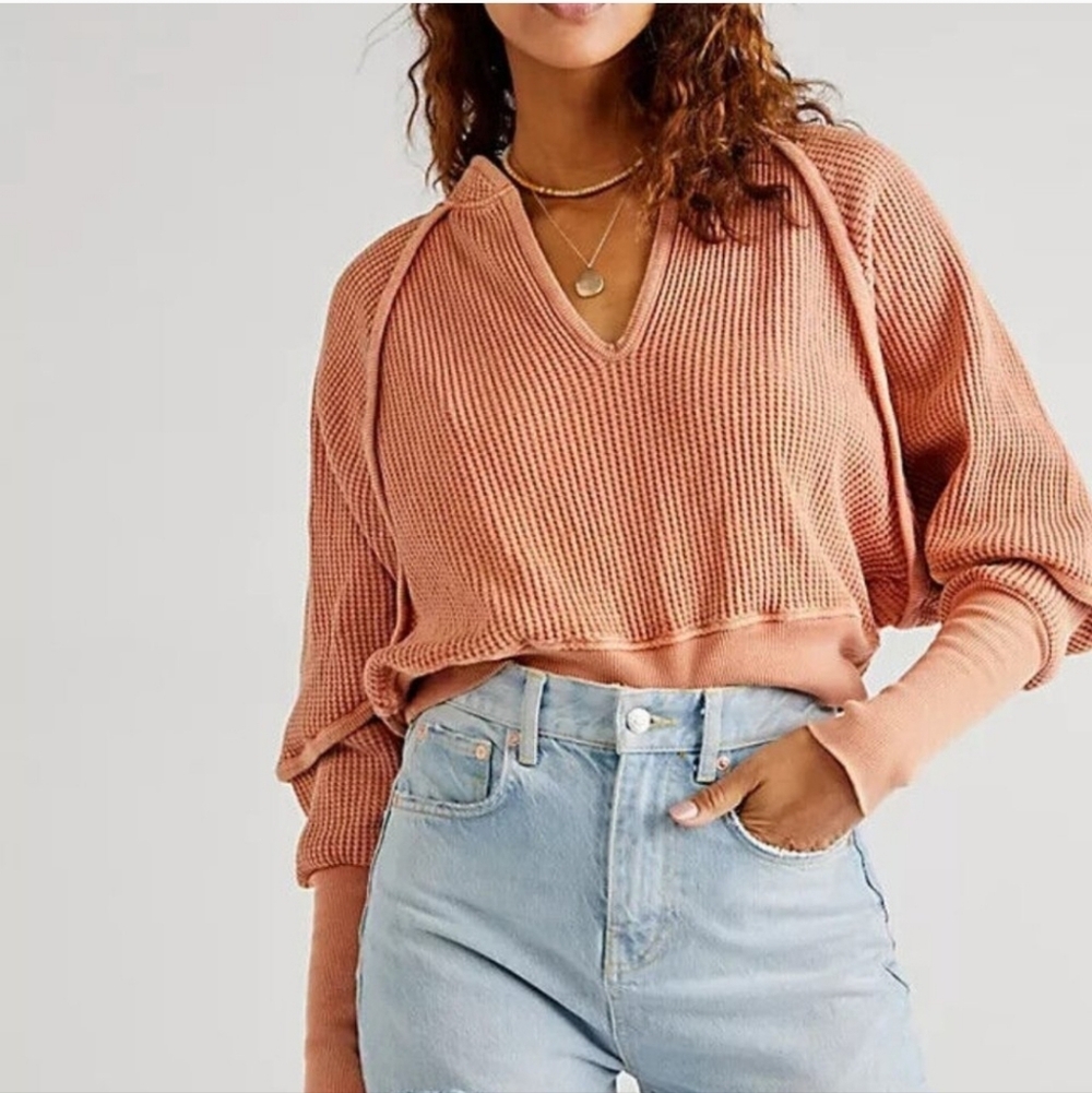 Free People Women's Pink V-Neck Sweater Small